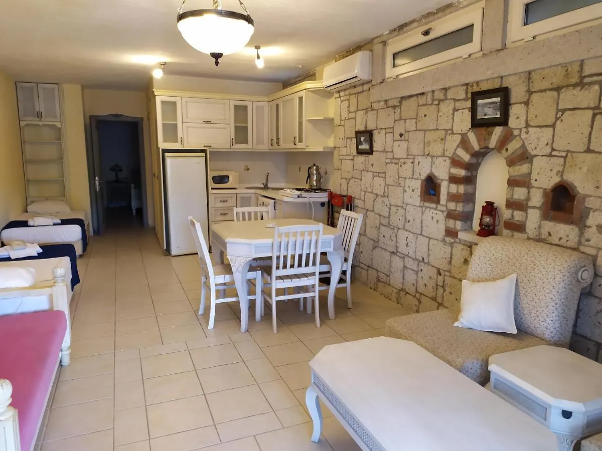 Dolina Hotel Çeşme Bed & Breakfast